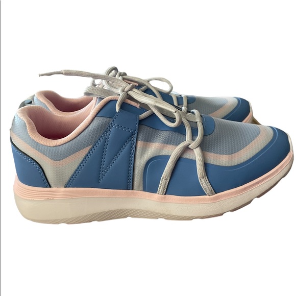 Vionic Austyn Sneaker in Azure Synthetic Mesh brand new 9 - Picture 2 of 5